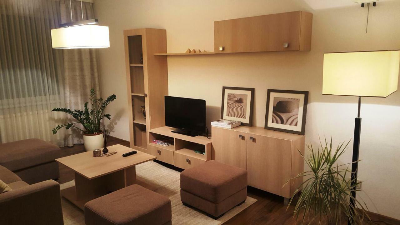 Apartamentai Dainu Šiauliai Exterior foto